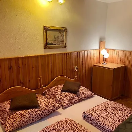 Апартаменты Z Ogrodem *