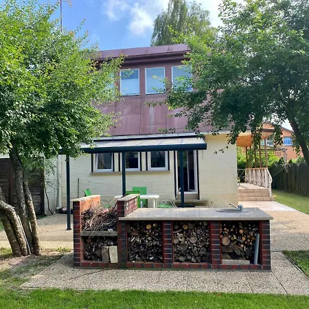 Z Ogrodem Rowy (Pomerania)